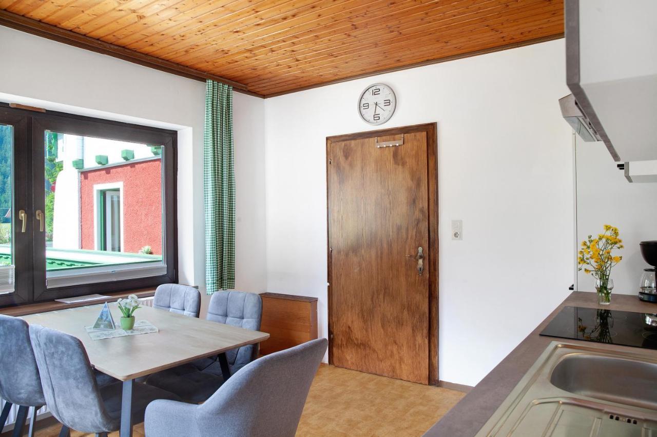 Flying Hirsch Aparthotel Stall Exterior foto